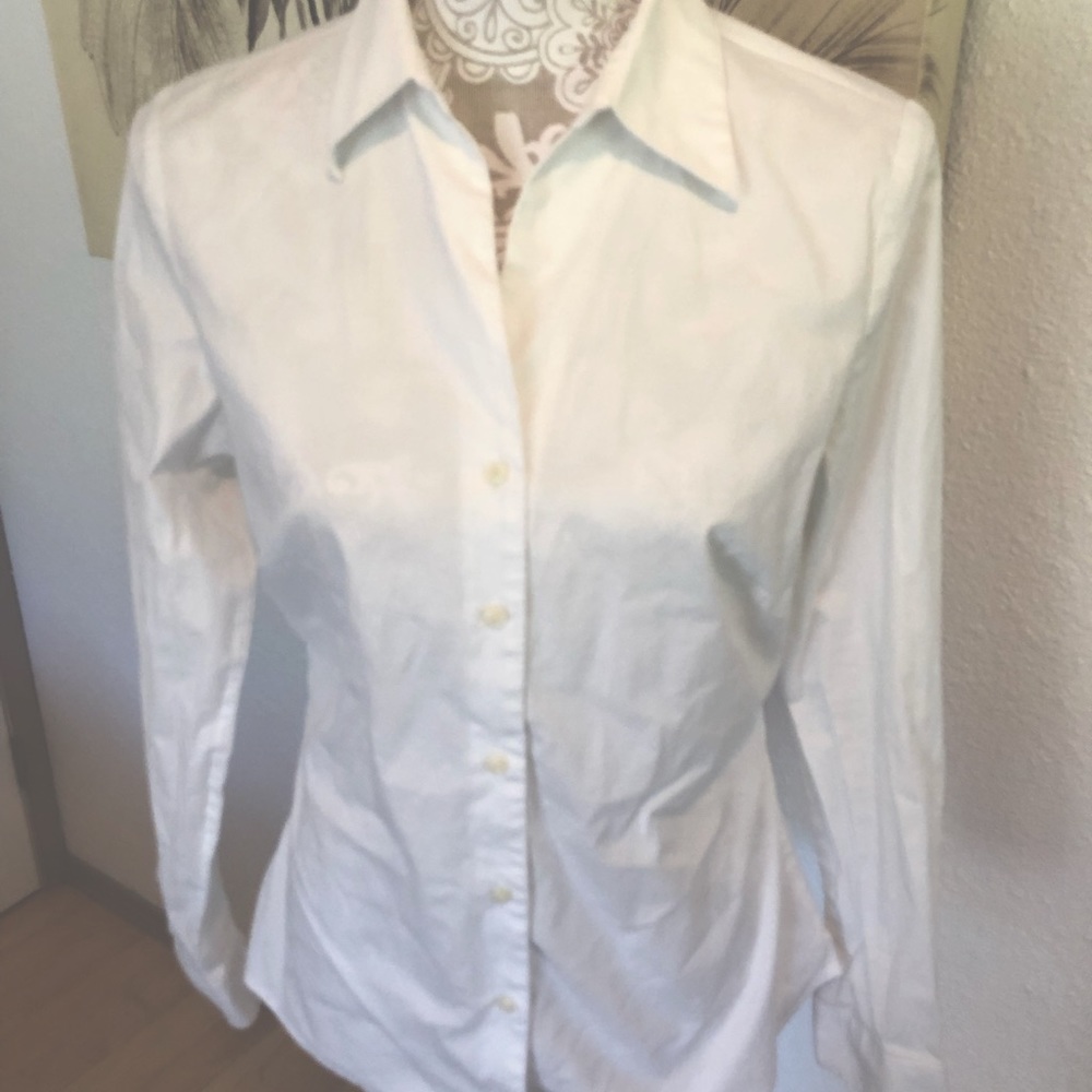 Outerbanks white blouse. Size medium